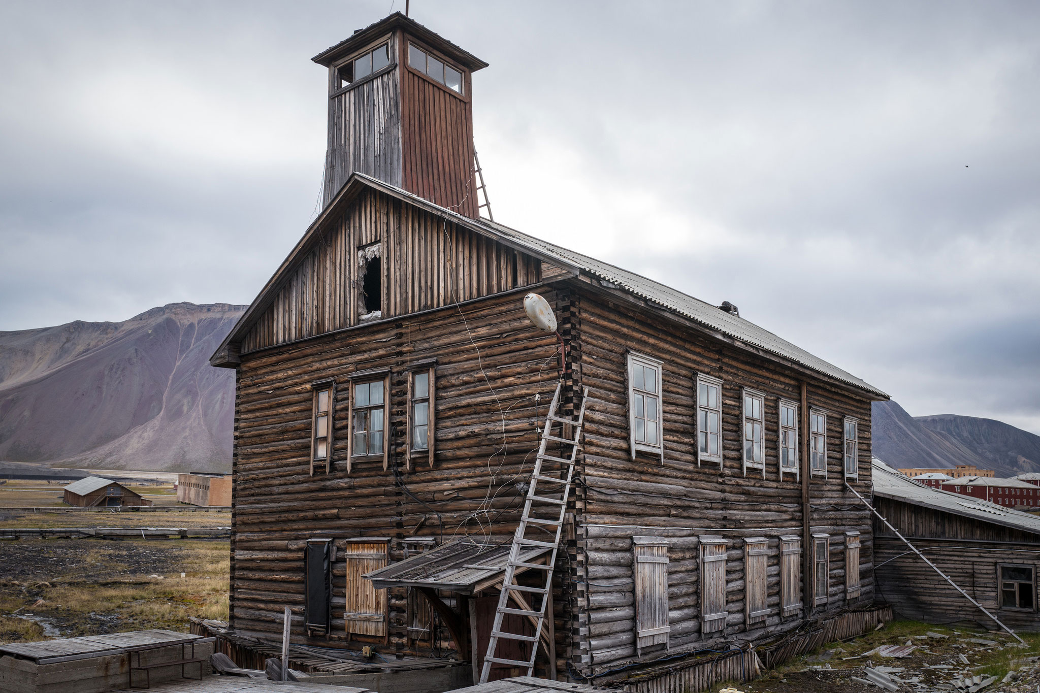 Pyramiden